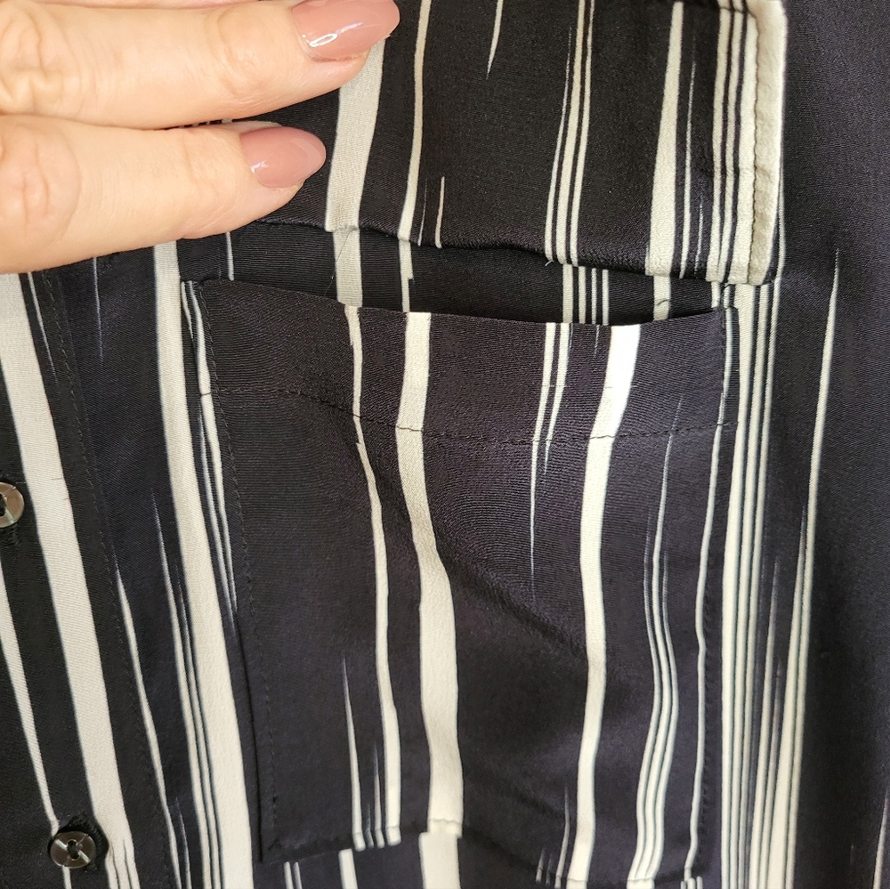 Nicole Miller Black and White Barcode Striped Shirt Dress. Size XL - Picture 9 of 16